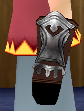 Equipped Altam's Gauntlets viewed from the side