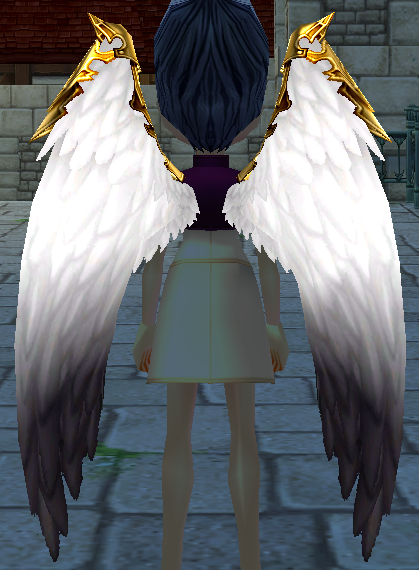 Fallen Angel Wings Equipped Back Night.png