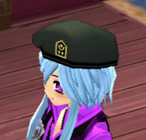 Equipped Desert Soldier Beret viewed from an angle