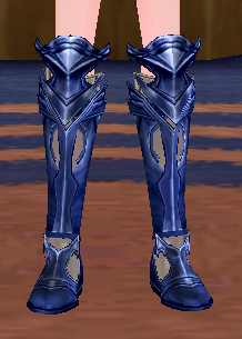 Equipped Altam's Greaves (Dyed) viewed from the front