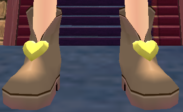 Heart Queen Mini Boots Equipped Front.png