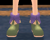 Lymilark Choir Shoes (F) Equipped Front.png